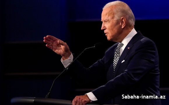 Bayden çıxışı zamanı qaradərili qonağı Obama adlandırdı